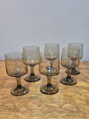 LIBBEY MCM Vintage 1970s Tawny Accent Smoked Wine Glass Goblets, Set of 6